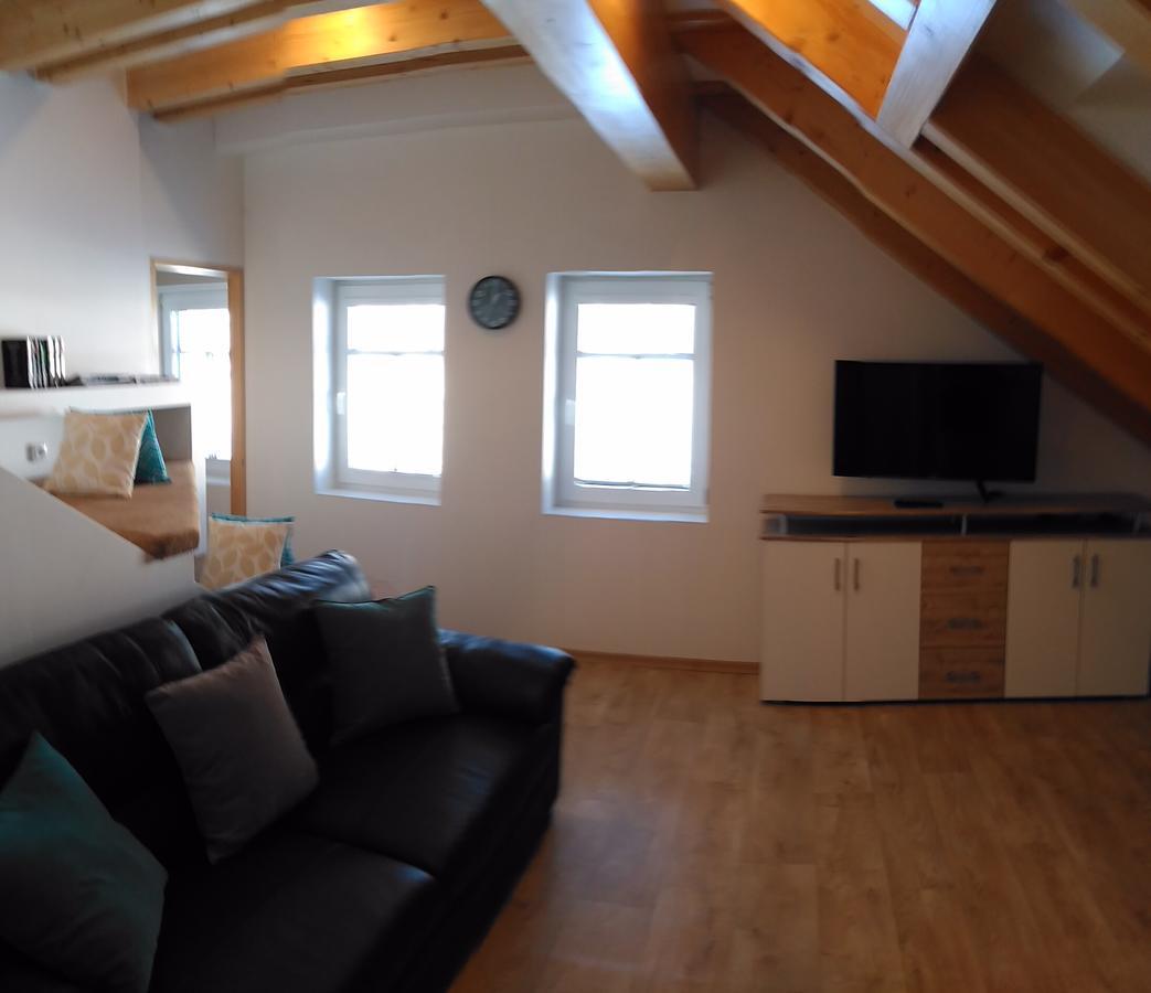 Na Vysluni Apartment